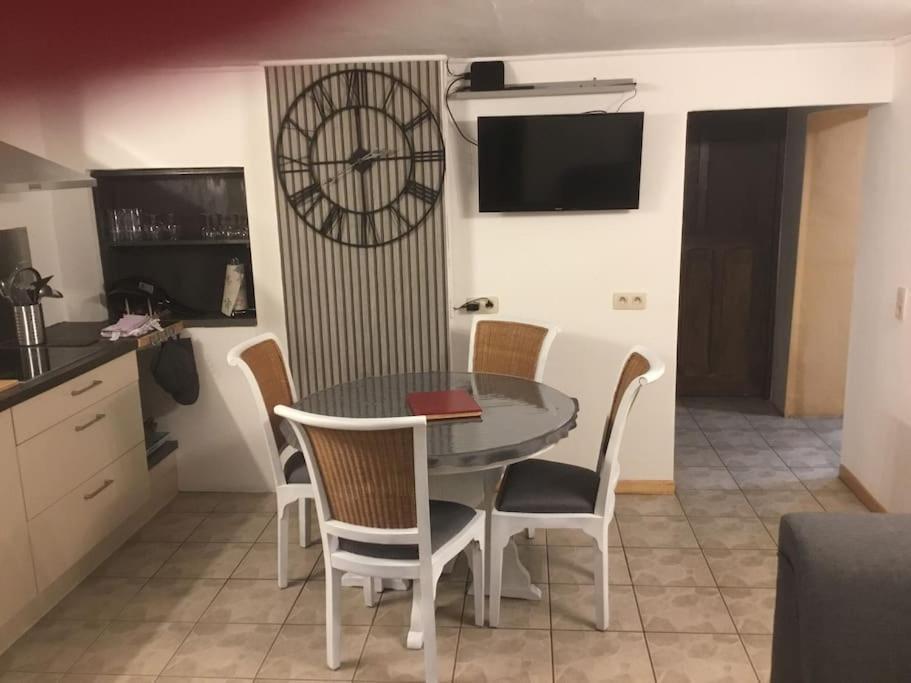 Gite Les 7 Frenes Vaux-sur-Sure Exteriér fotografie