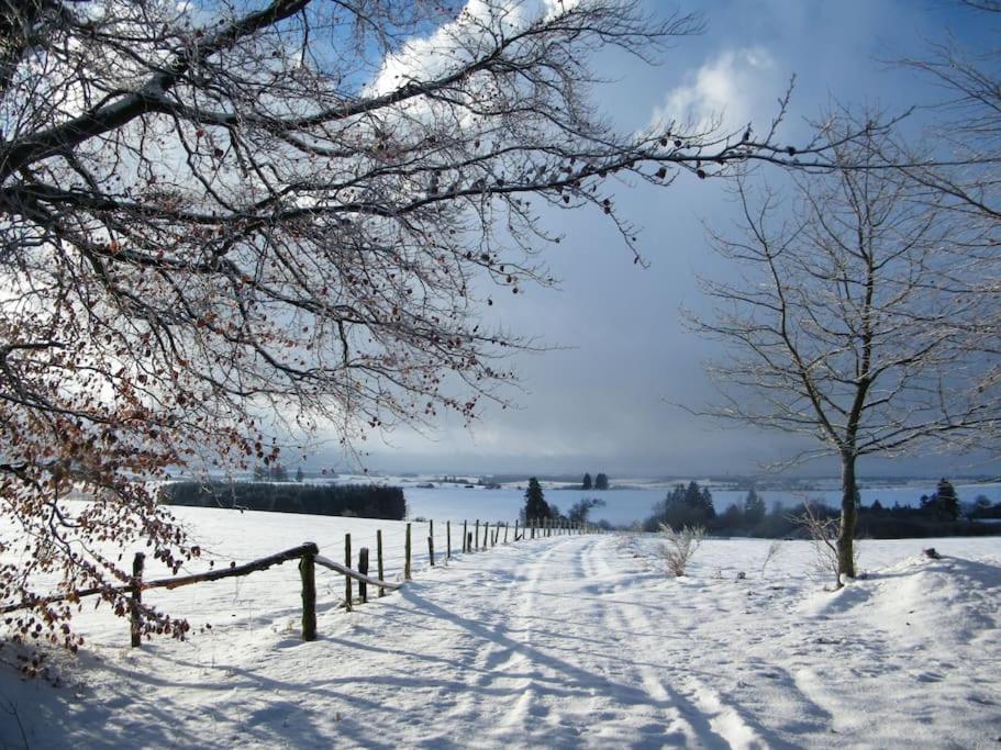 Gite Les 7 Frenes Vaux-sur-Sure Exteriér fotografie