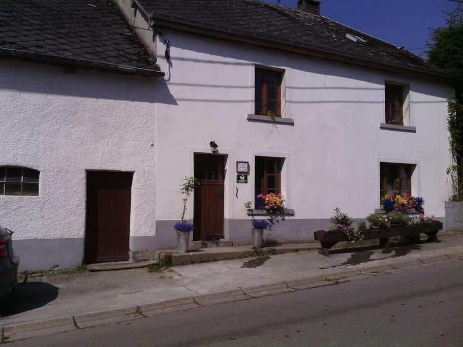 Gite Les 7 Frenes Vaux-sur-Sure Exteriér fotografie