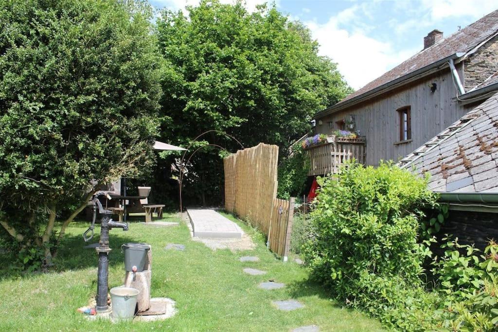 Gite Les 7 Frenes Vaux-sur-Sure Exteriér fotografie